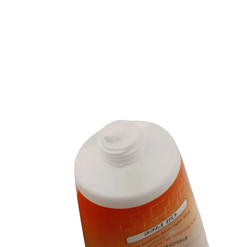 تست بافت ضد آفتاب فیزکال رنگی مای مدل Intense Protection حجم 50 میلی SPF 30