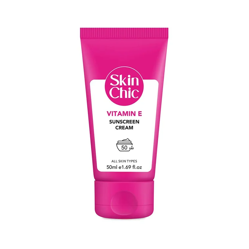 کرم ضد آفتاب بی رنگ اسکین شیک SPF50 ویتامین E